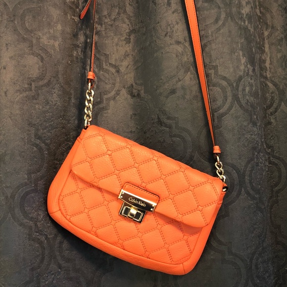 Calvin Klein Handbags - Calvin Klein CrossBody Calvin Klein Handbags - Calvin Klein CrossBody